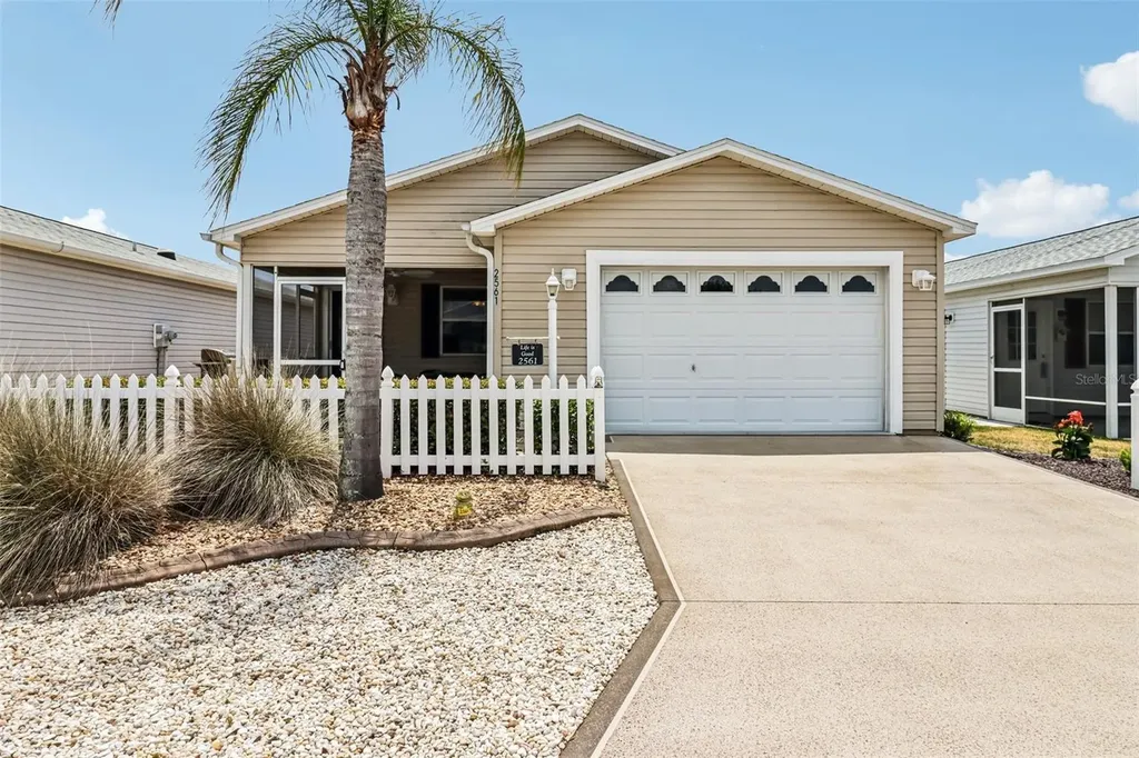 2561 Birch Avenue The Villages FL 32162
