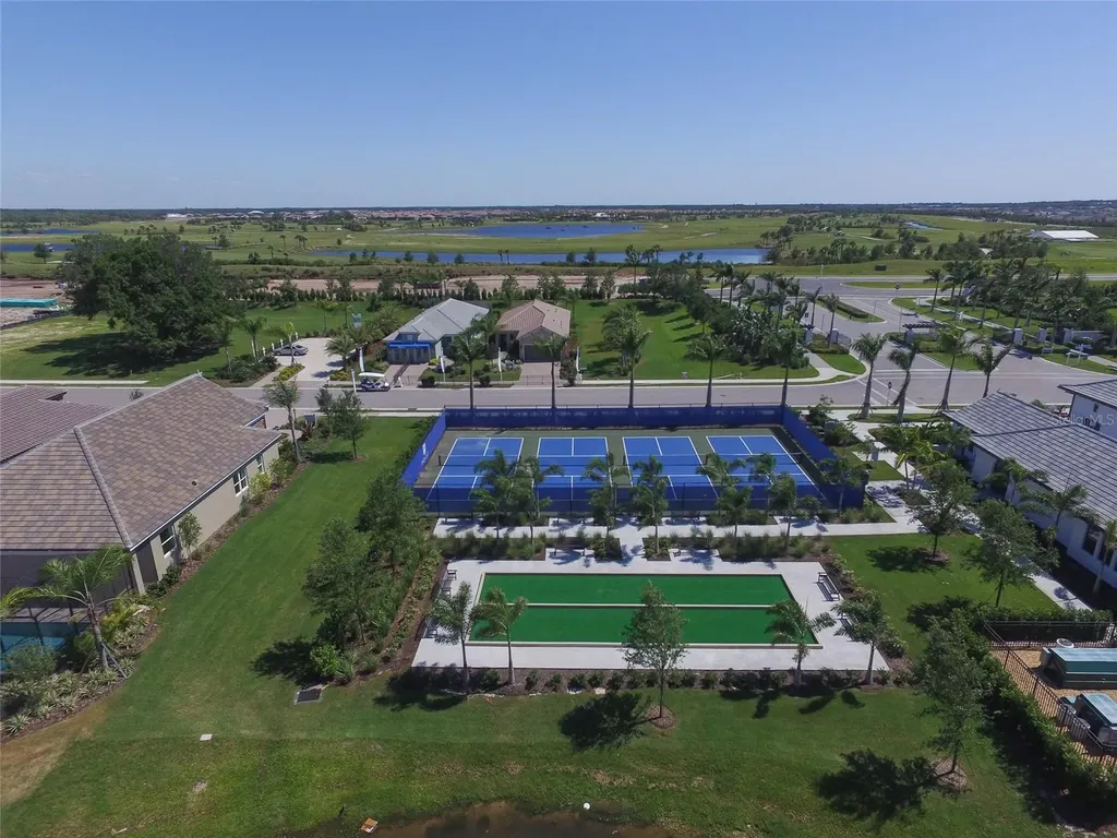 12813 True Blue Circle Bradenton FL 34211