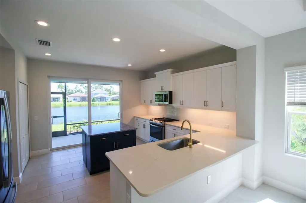 12813 True Blue Circle Bradenton FL 34211