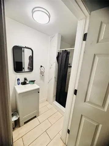 8710 N Tangerine Place Tampa FL 33617