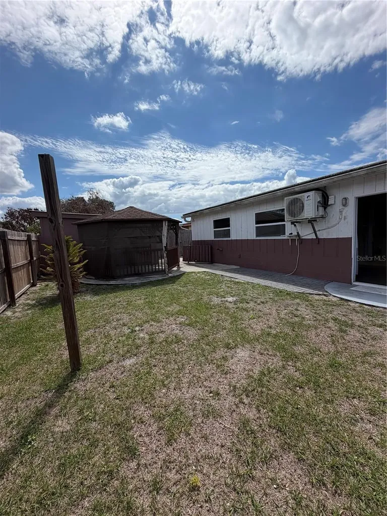 101 Gardenia Road Kissimmee FL 34743