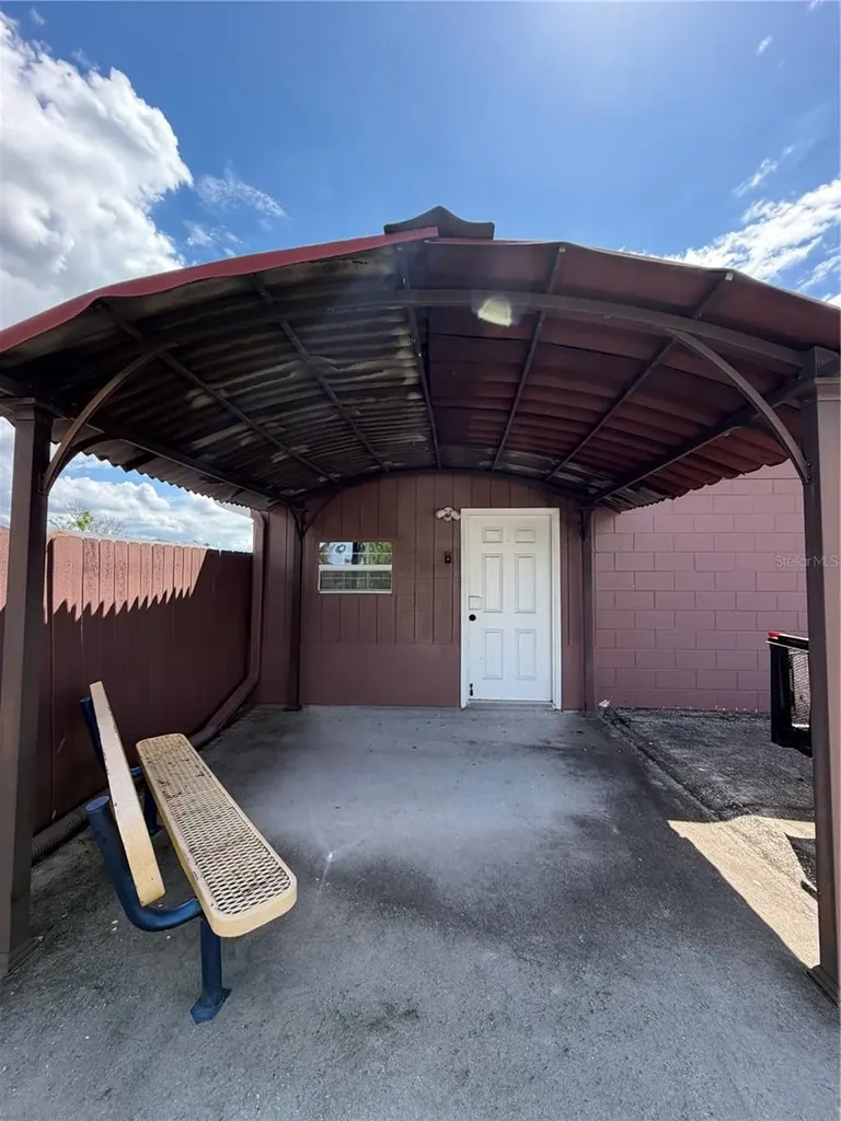 101 Gardenia Road Kissimmee FL 34743