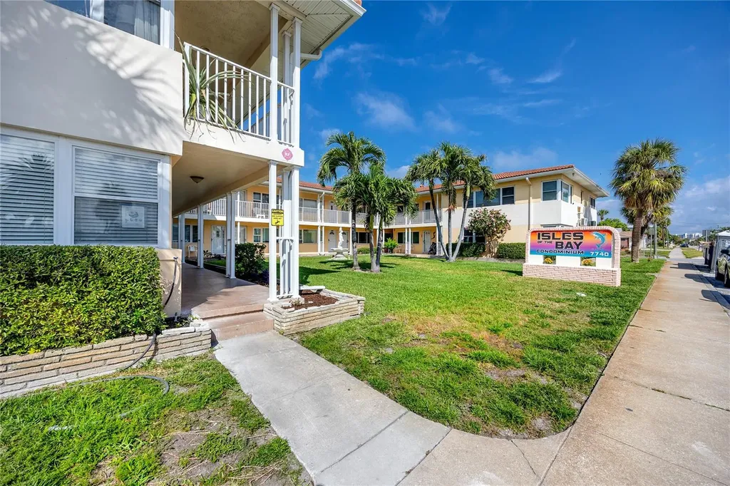 7740 Boca Ciega Drive St Pete Beach FL 33706