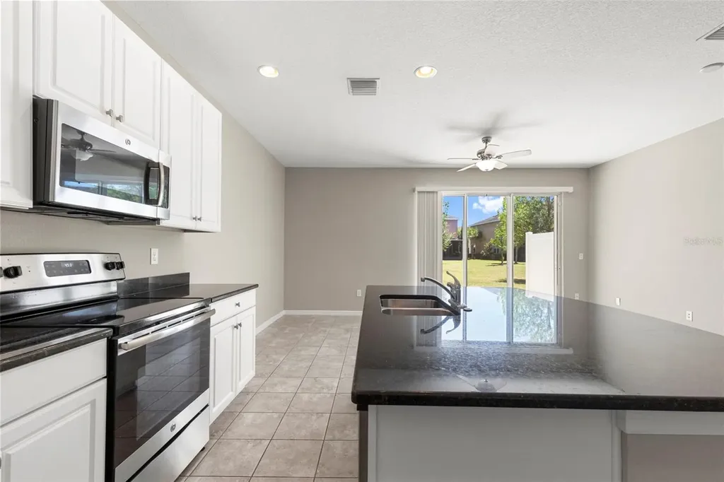 7060 Woodchase Glen Drive Riverview FL 33578