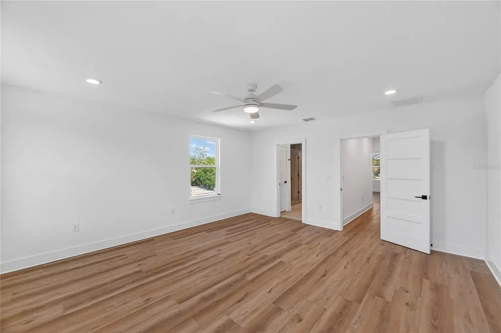 4181 56th Avenue N St Petersburg FL 33714