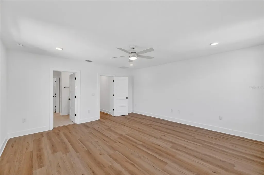 4181 56th Avenue N St Petersburg FL 33714