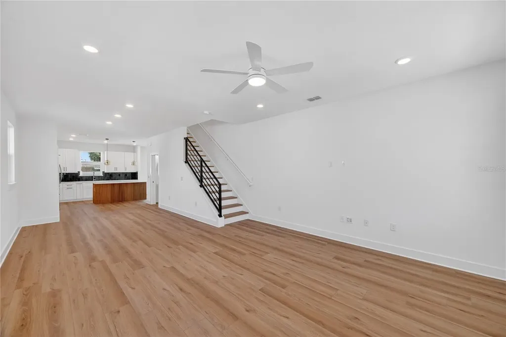 4181 56th Avenue N St Petersburg FL 33714