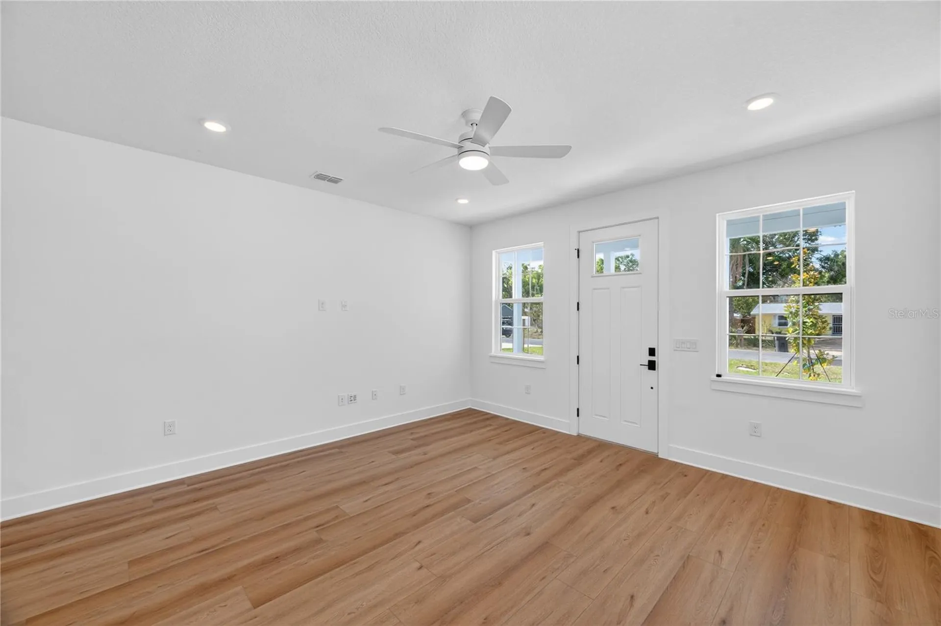 4181 56th Avenue N St Petersburg FL 33714
