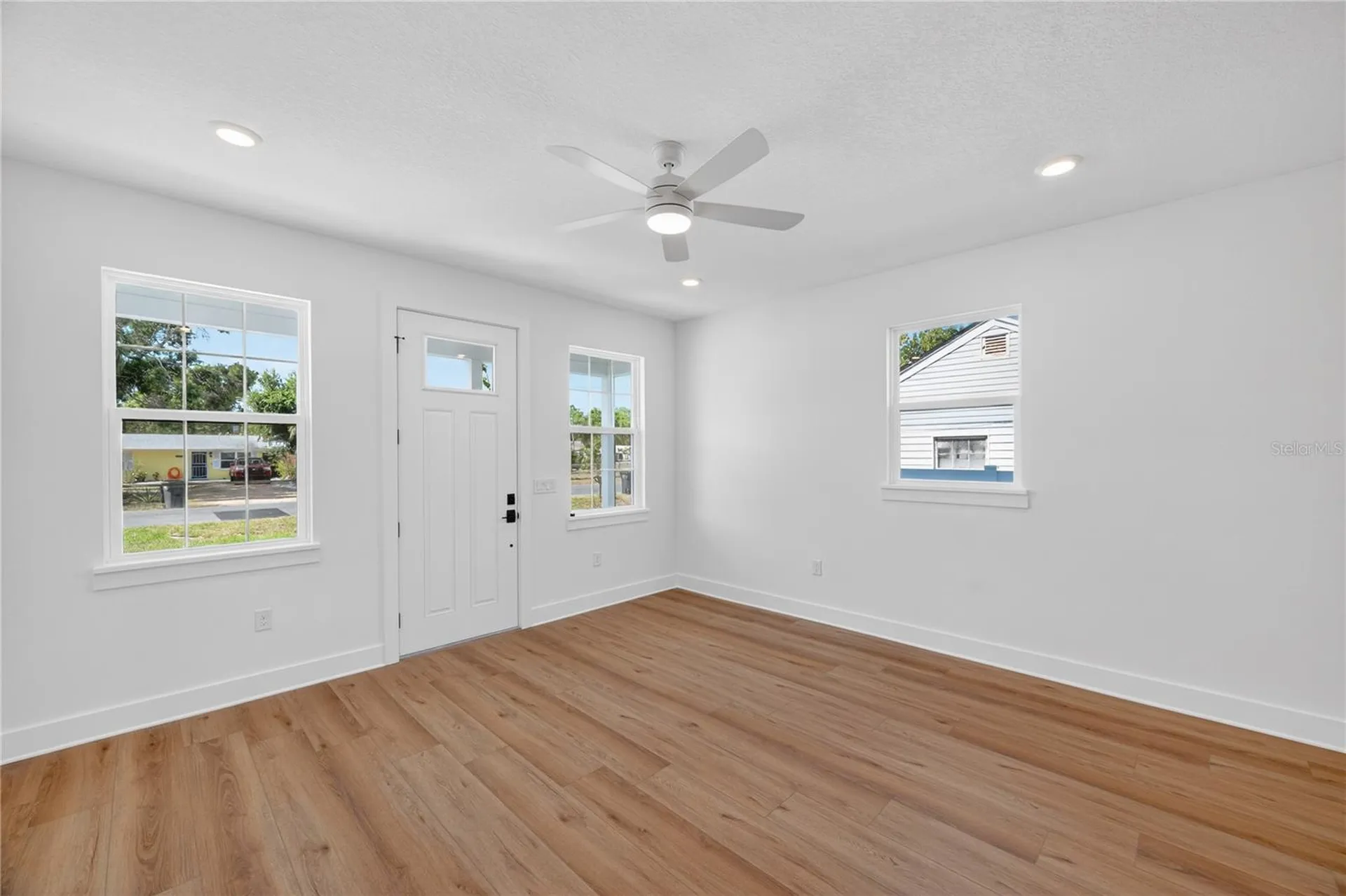 4181 56th Avenue N St Petersburg FL 33714
