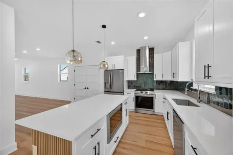4181 56th Avenue N St Petersburg FL 33714