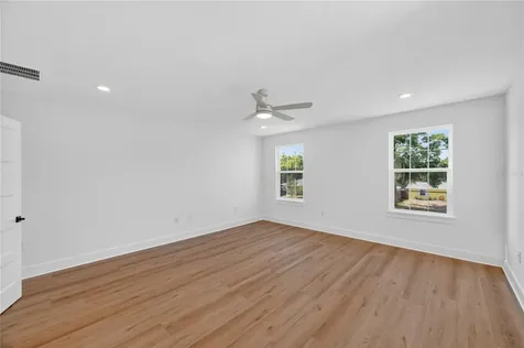 4181 56th Avenue N St Petersburg FL 33714
