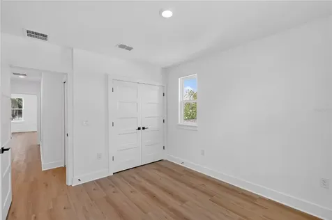 4181 56th Avenue N St Petersburg FL 33714