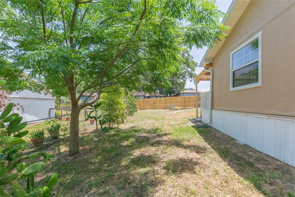 13410 Lee Street Dade City FL 33525