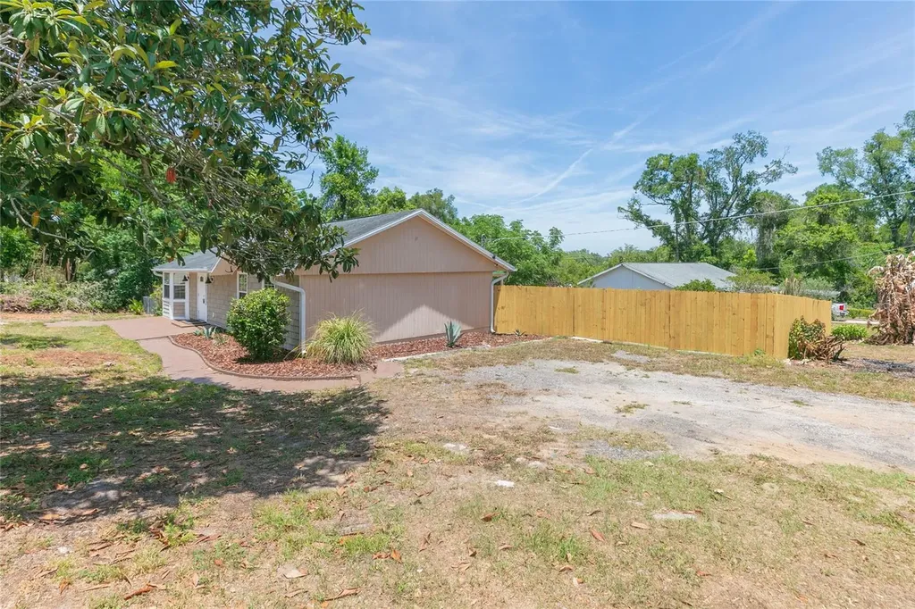13410 Lee Street Dade City FL 33525