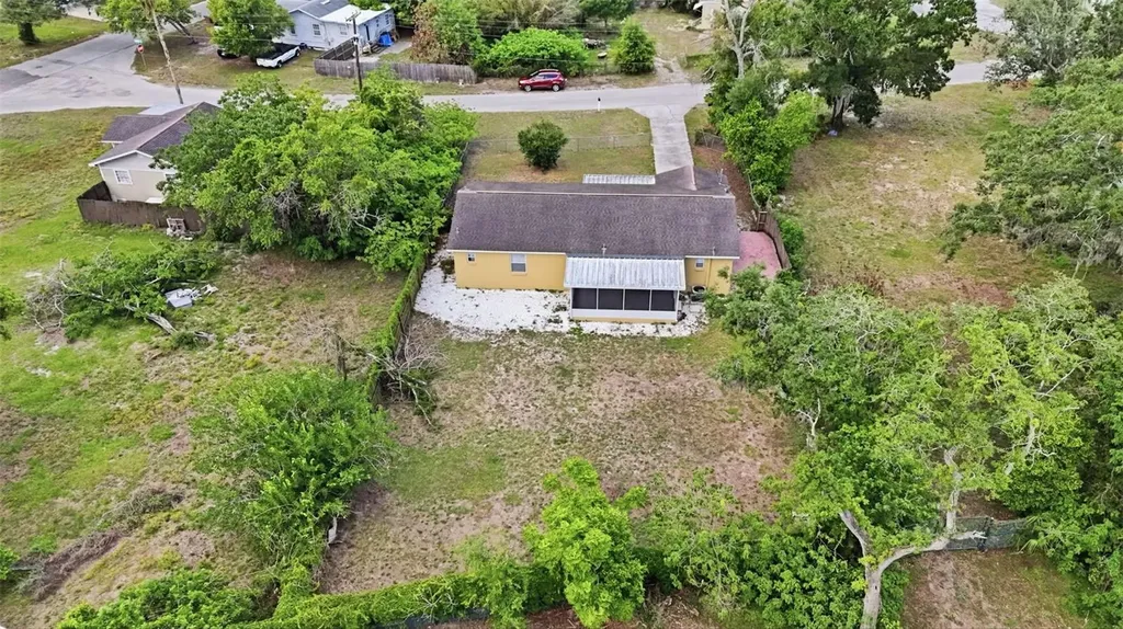 9707 N Mary Avenue Tampa FL 33612