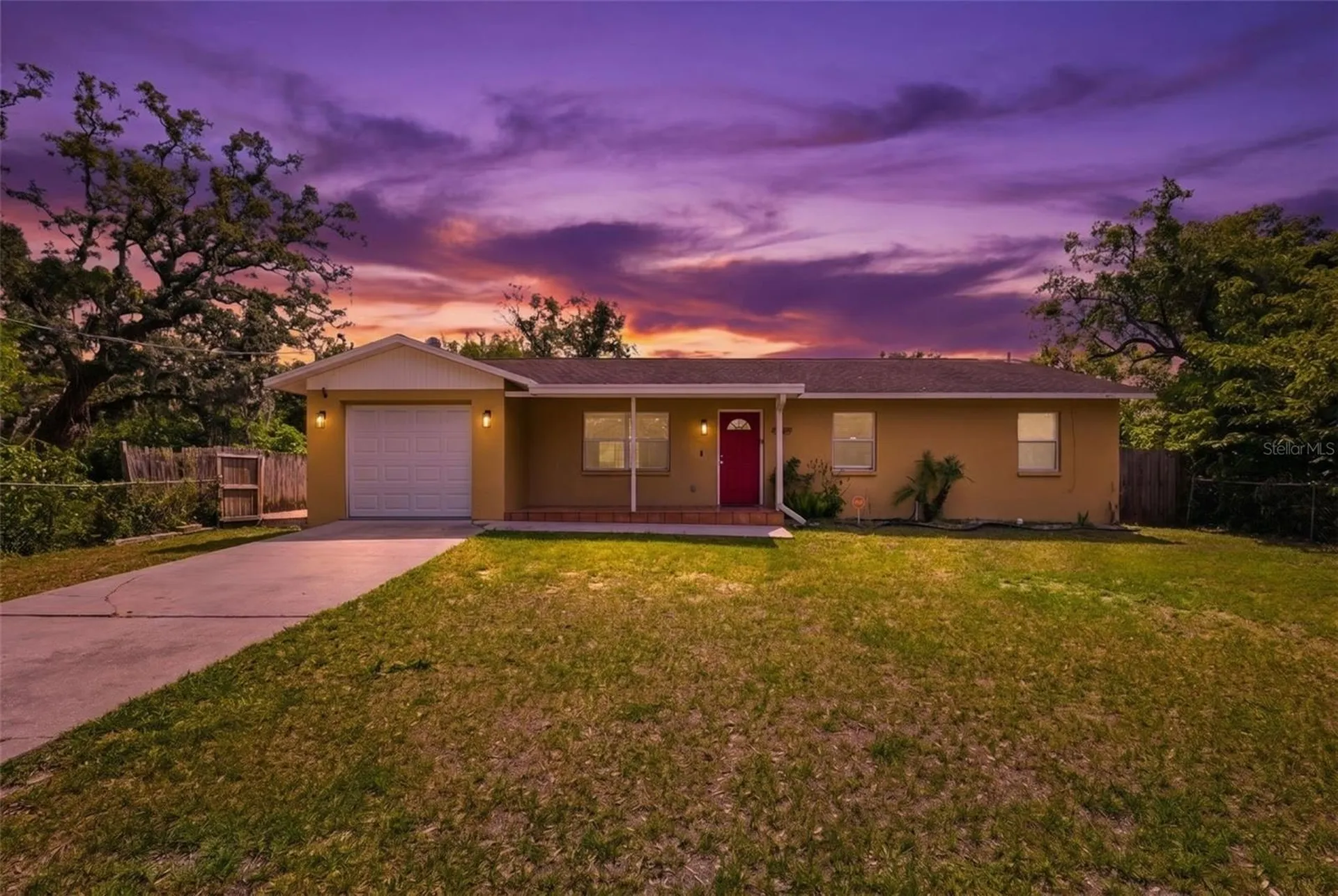 9707 N Mary Avenue Tampa FL 33612