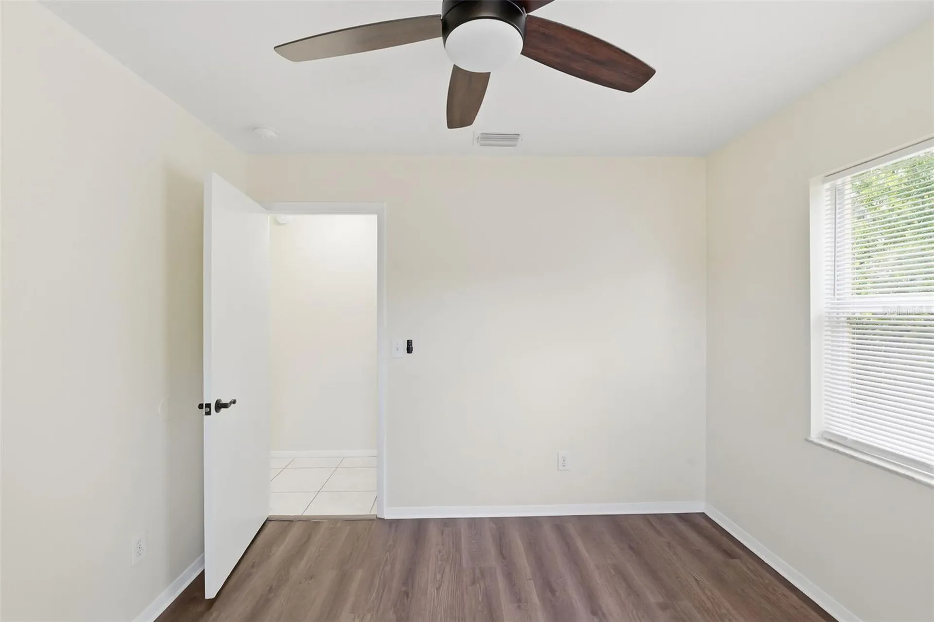 9707 N Mary Avenue Tampa FL 33612