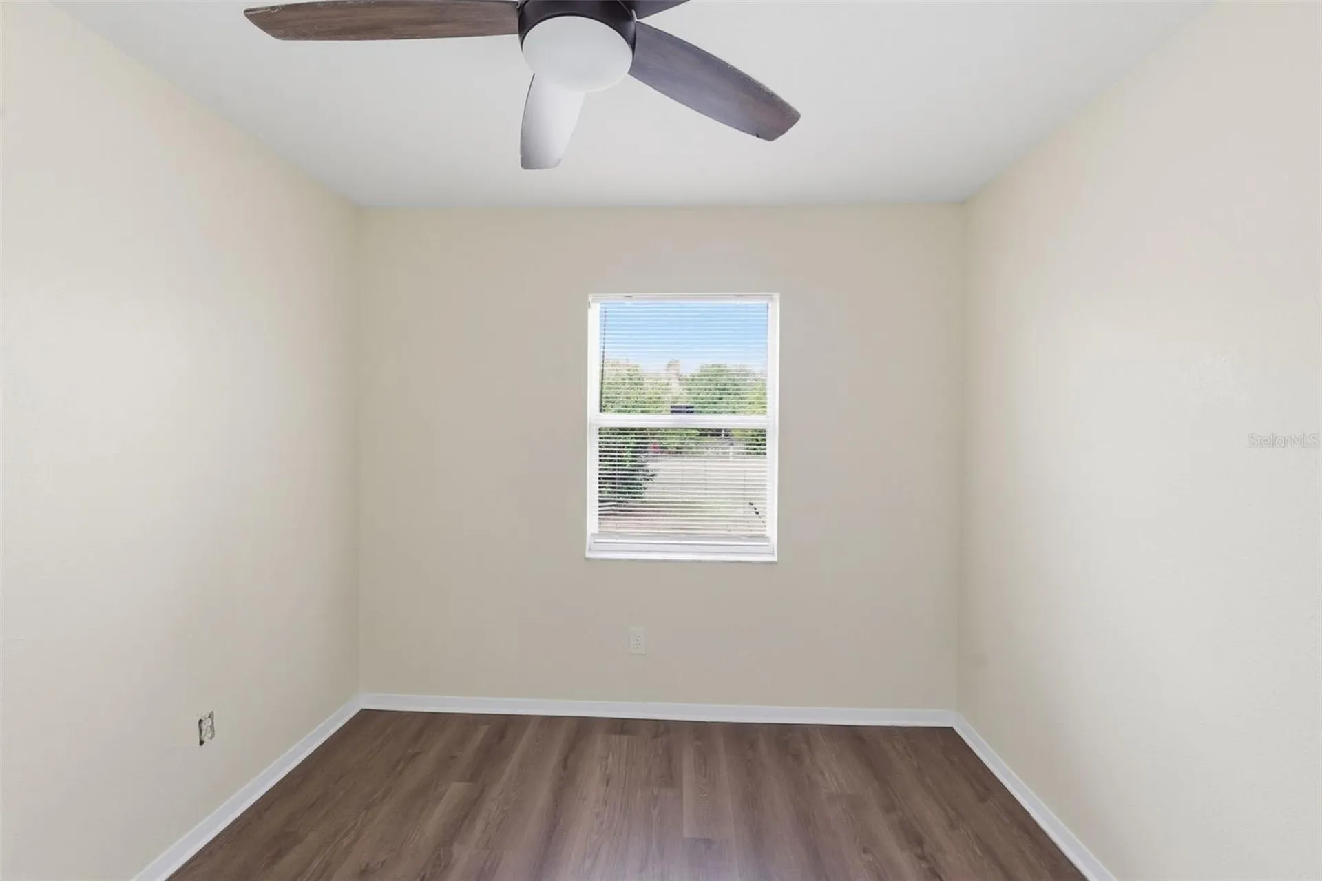 9707 N Mary Avenue Tampa FL 33612