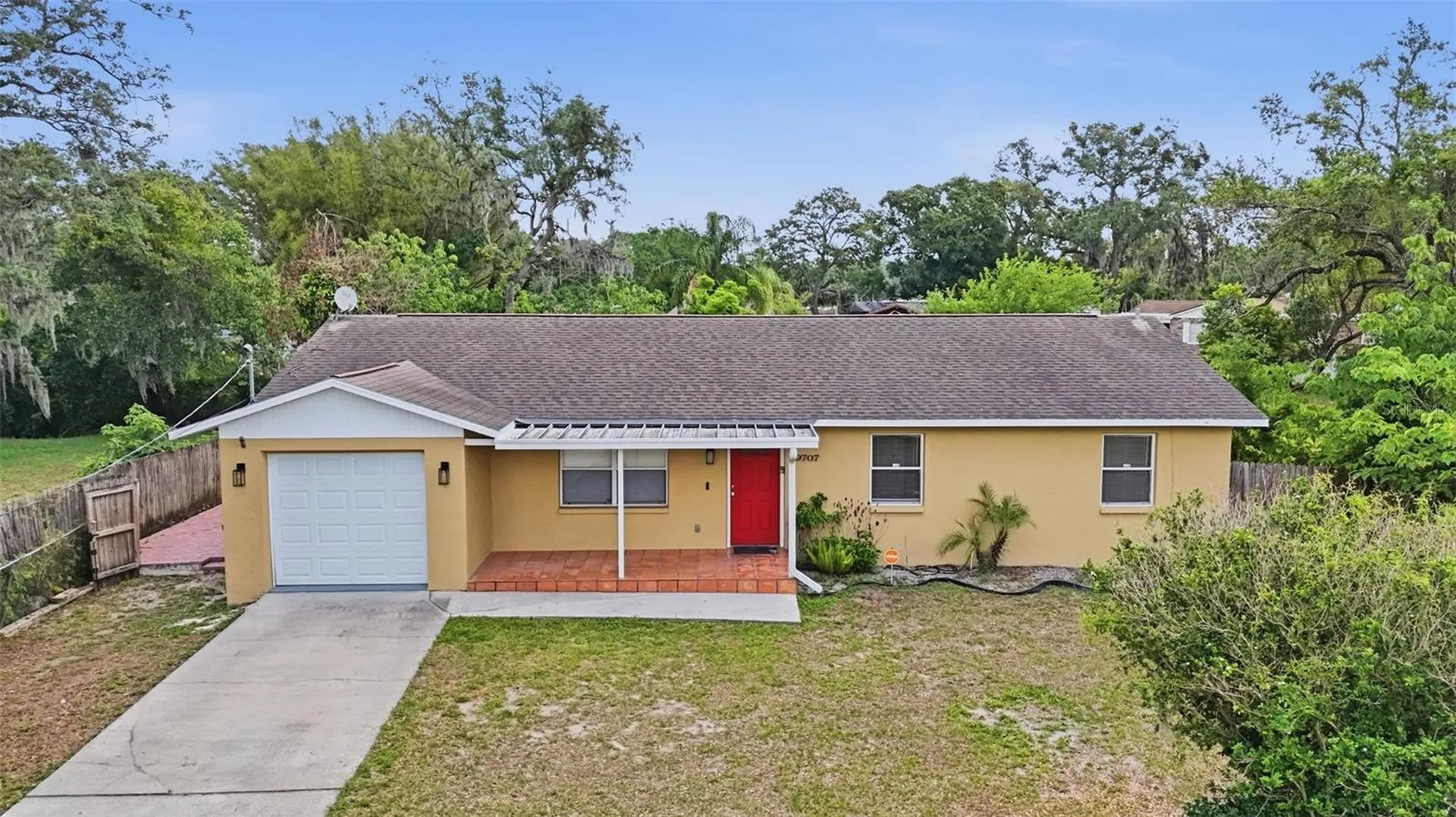 9707 N Mary Avenue Tampa FL 33612