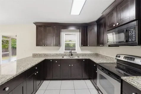 9707 N Mary Avenue Tampa FL 33612