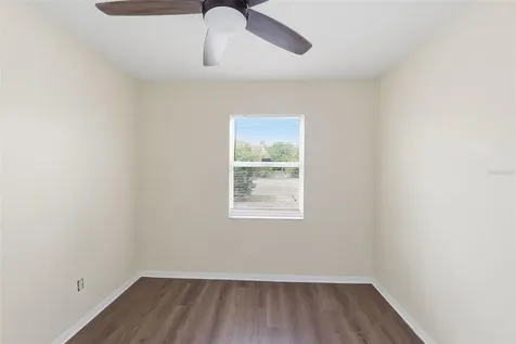 9707 N Mary Avenue Tampa FL 33612