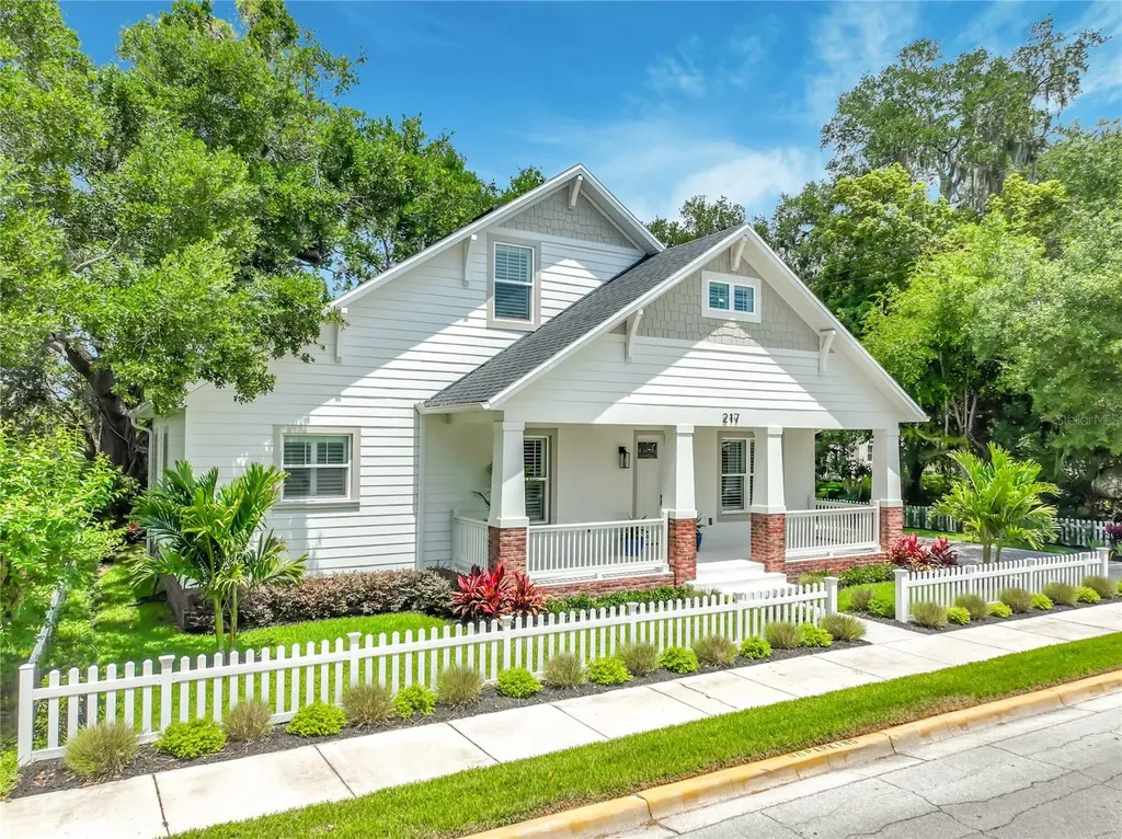 217 W Bay Street Winter Garden FL 34787