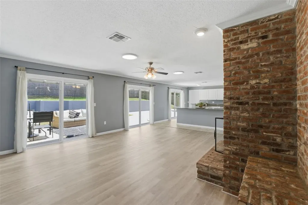 1316 Lake Ariana Boulevard Auburndale FL 33823