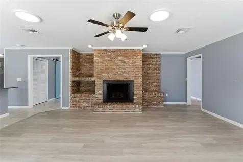 1316 Lake Ariana Boulevard Auburndale FL 33823