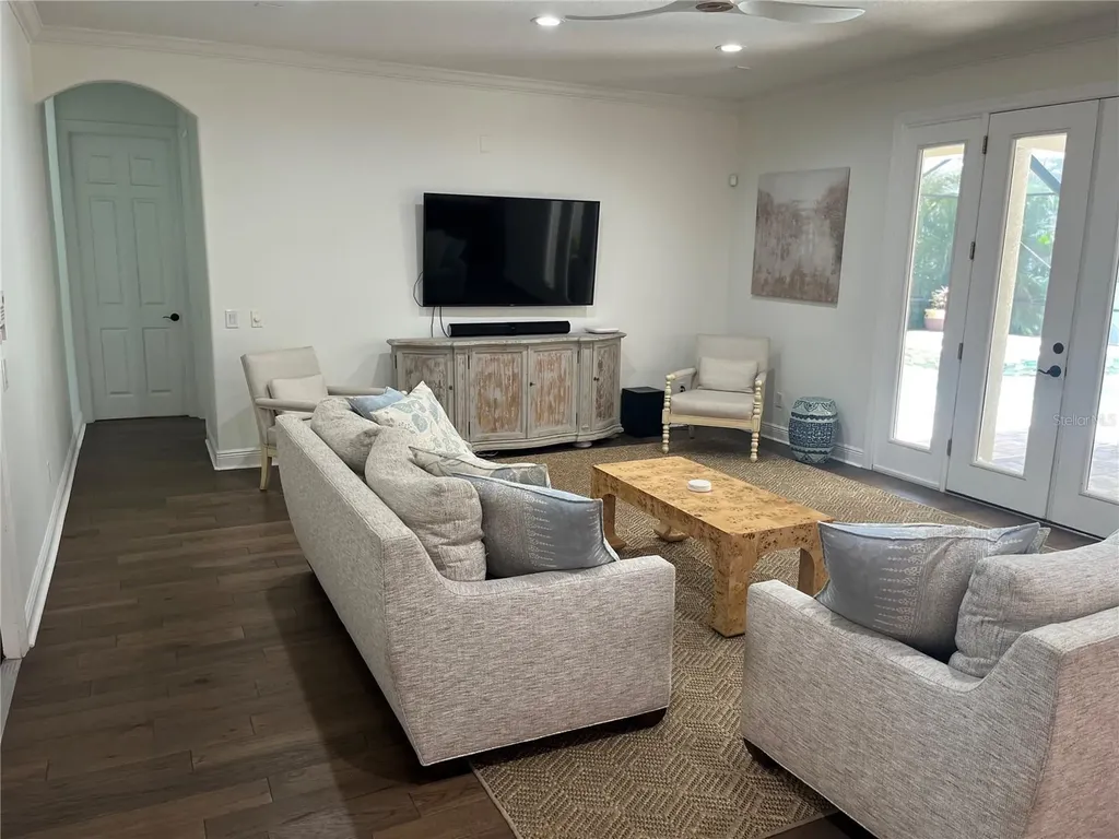 3820 W San Luis Street Tampa FL 33629