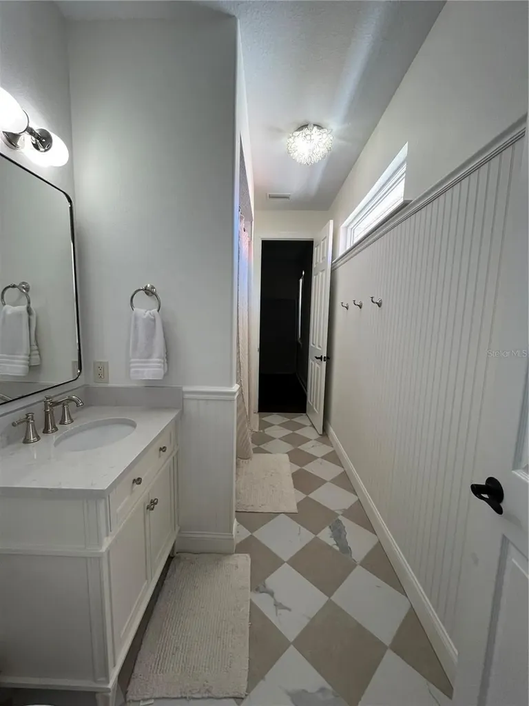 3820 W San Luis Street Tampa FL 33629