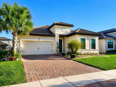 1710 Goblet Cove St, Kissimmee FL 34746