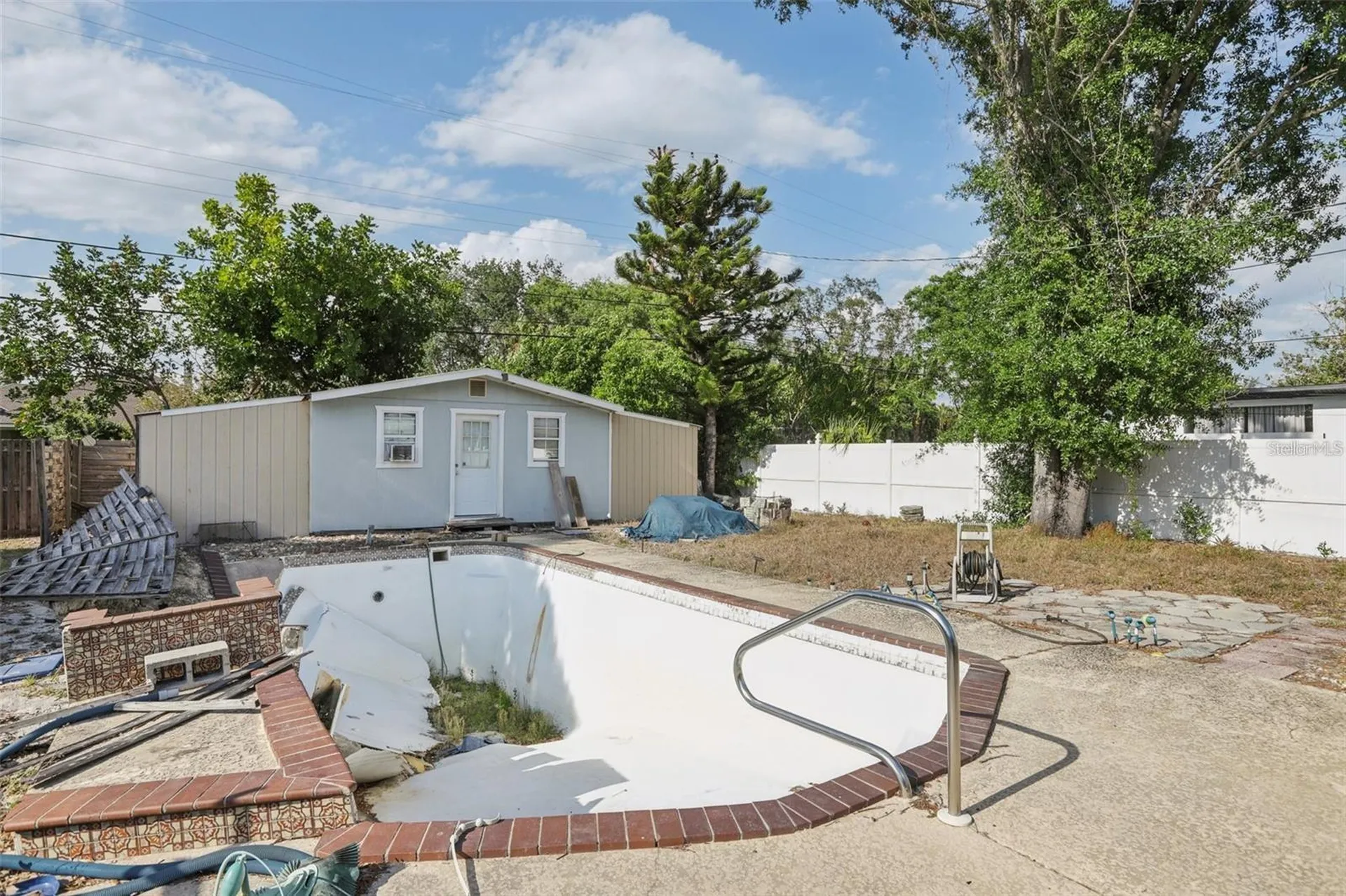 757 32nd Avenue N St Petersburg FL 33704