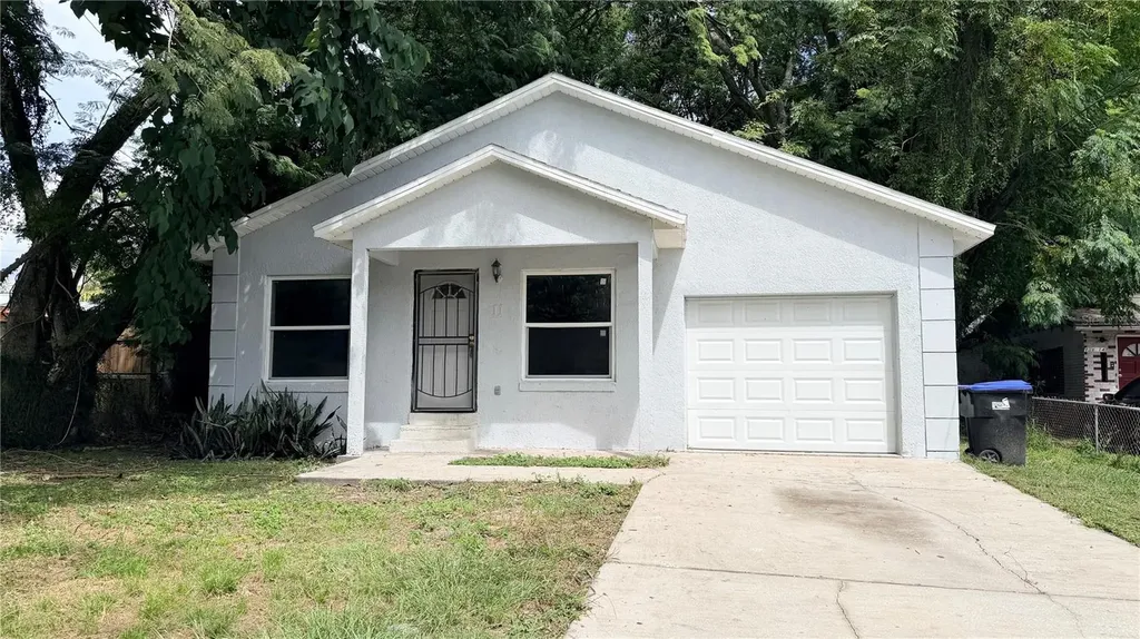 11 E Ella J Gilmore Street Apopka FL 32703