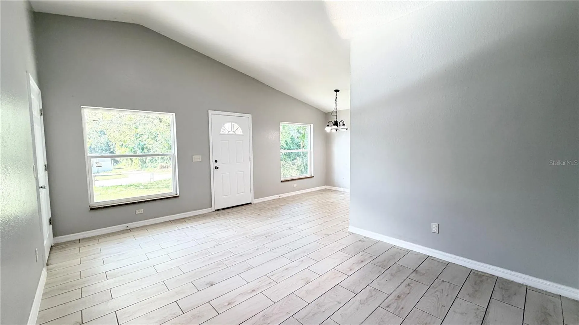 11 E Ella J Gilmore Street Apopka FL 32703