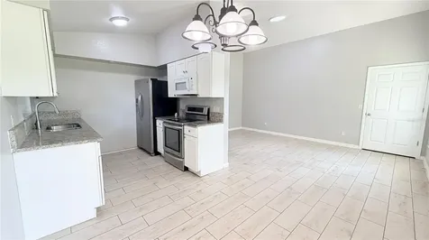 11 E Ella J Gilmore Street Apopka FL 32703