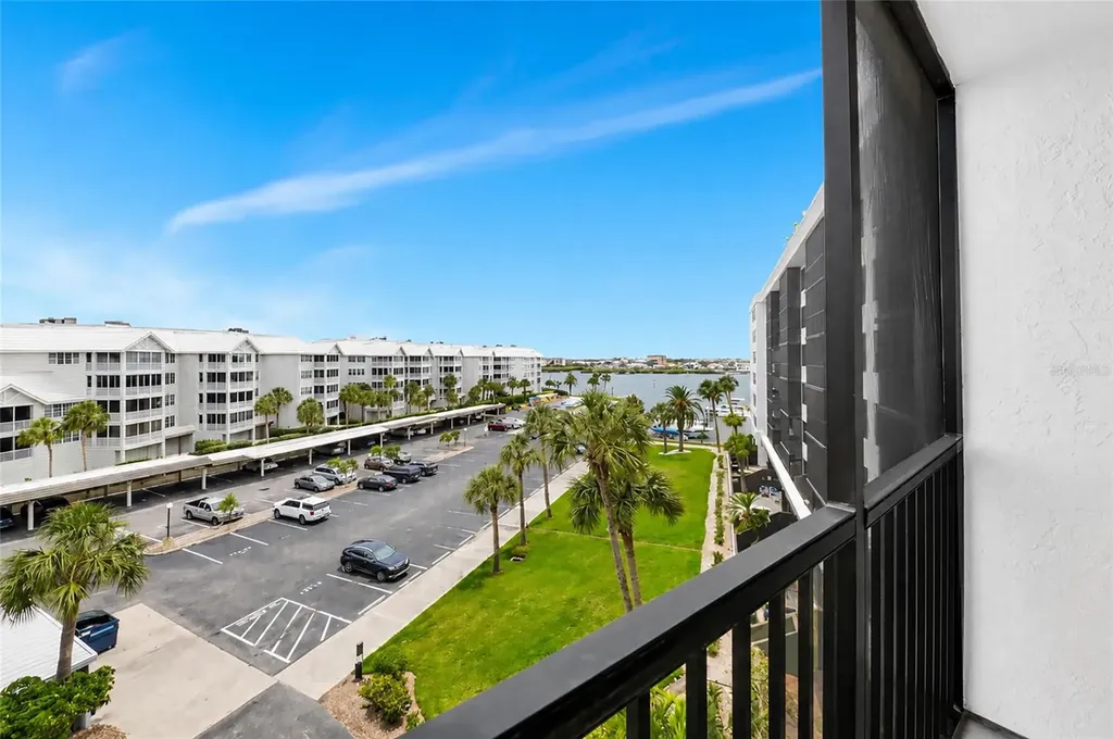 5855 Midnight Pass Road Sarasota FL 34242