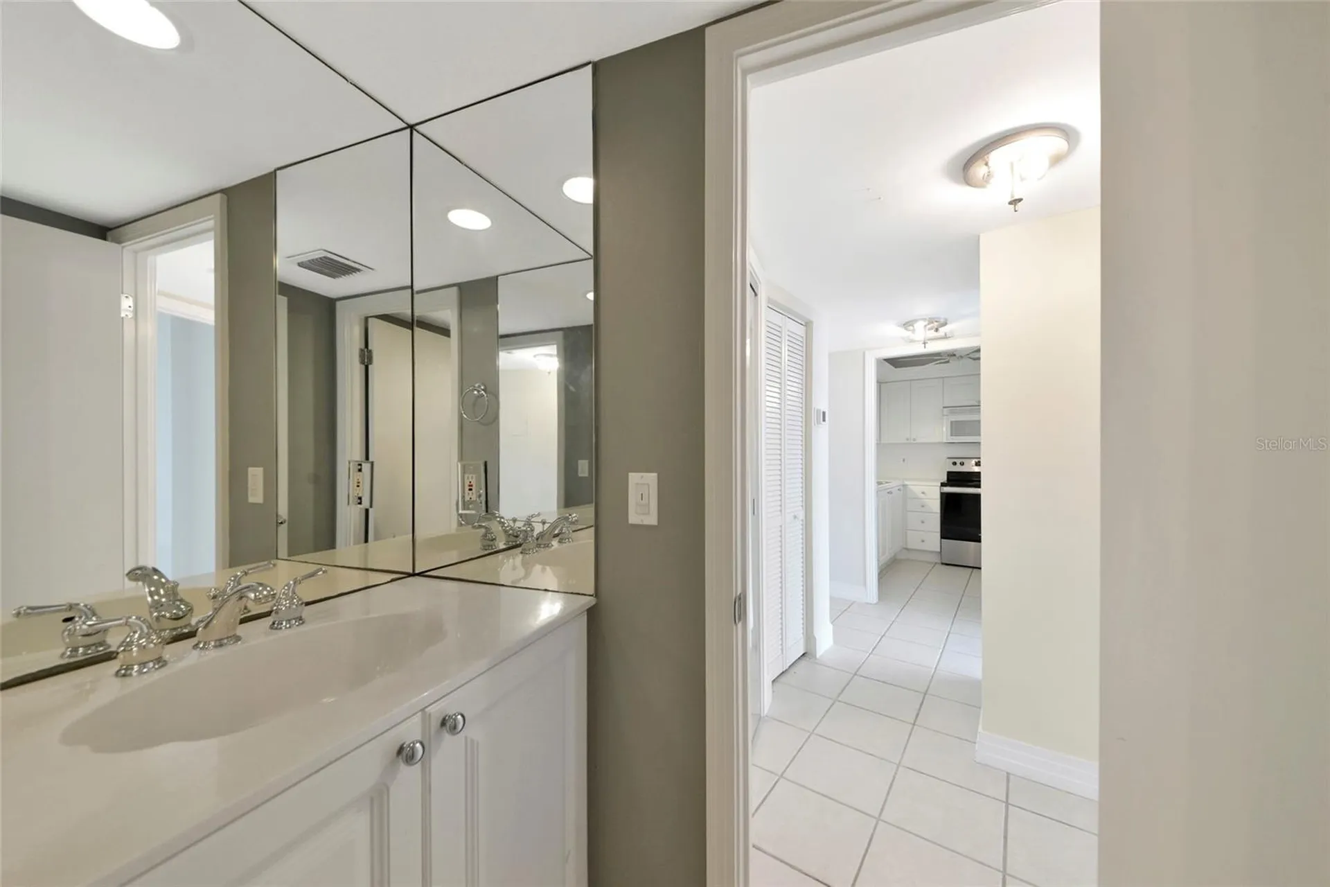 5855 Midnight Pass Road Sarasota FL 34242