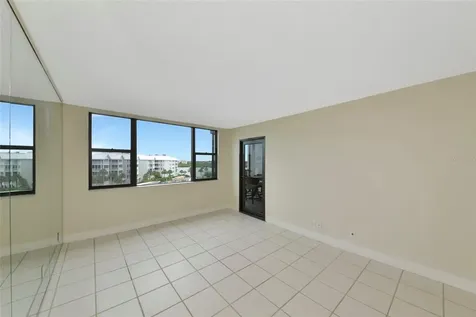 5855 Midnight Pass Road Sarasota FL 34242