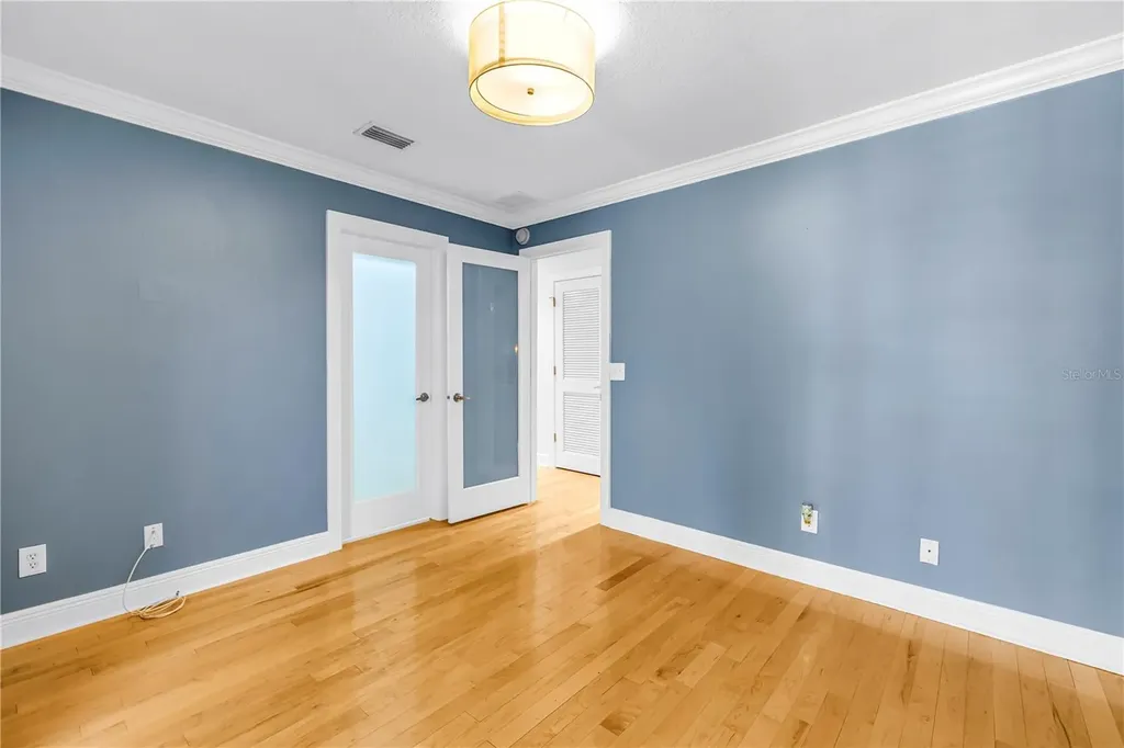 409 Barcelona Drive St Petersburg FL 33716