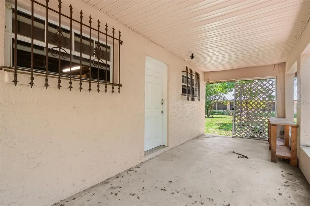 2278 N Alexander Road Avon Park FL 33825