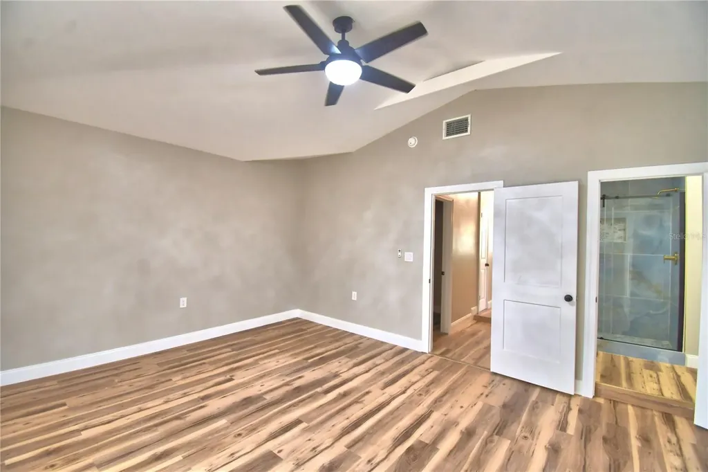 3553 Center Circle Largo FL 33774