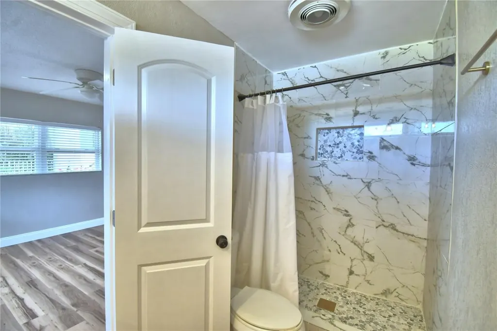 3553 Center Circle Largo FL 33774