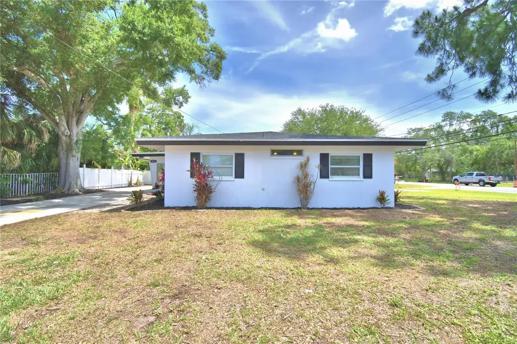 3553 Center Circle Largo FL 33774