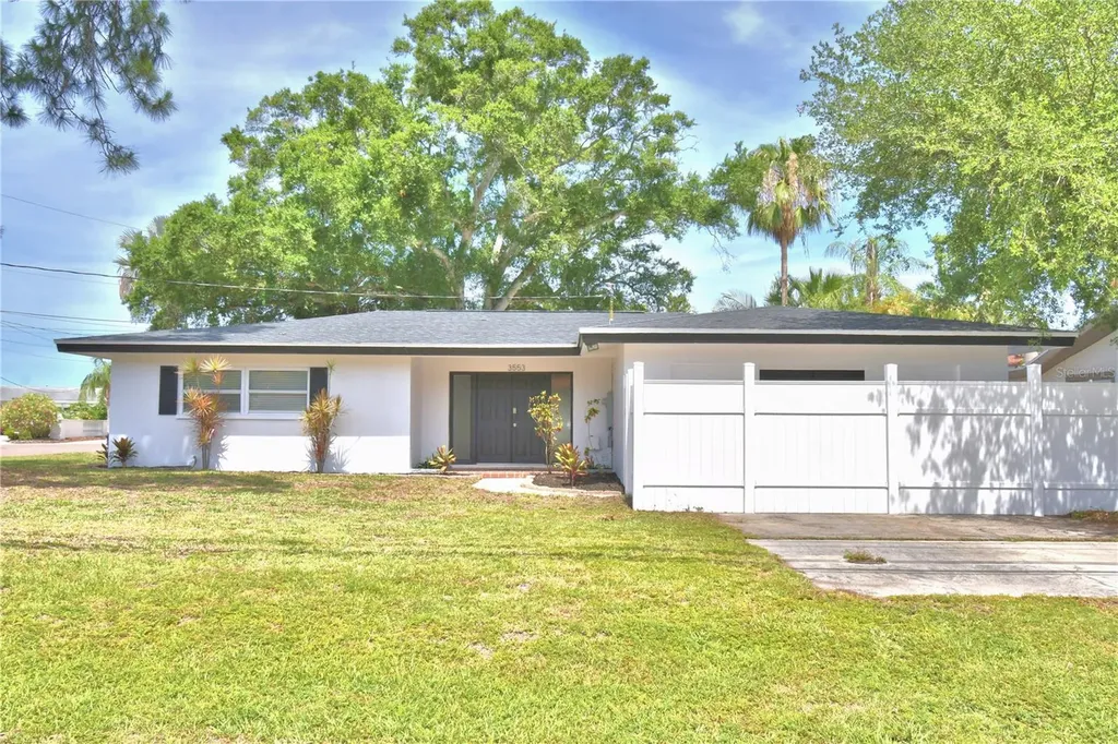 3553 Center Circle Largo FL 33774