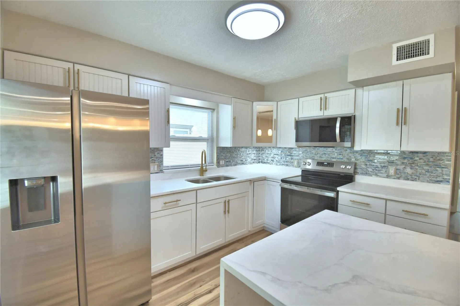 3553 Center Circle Largo FL 33774