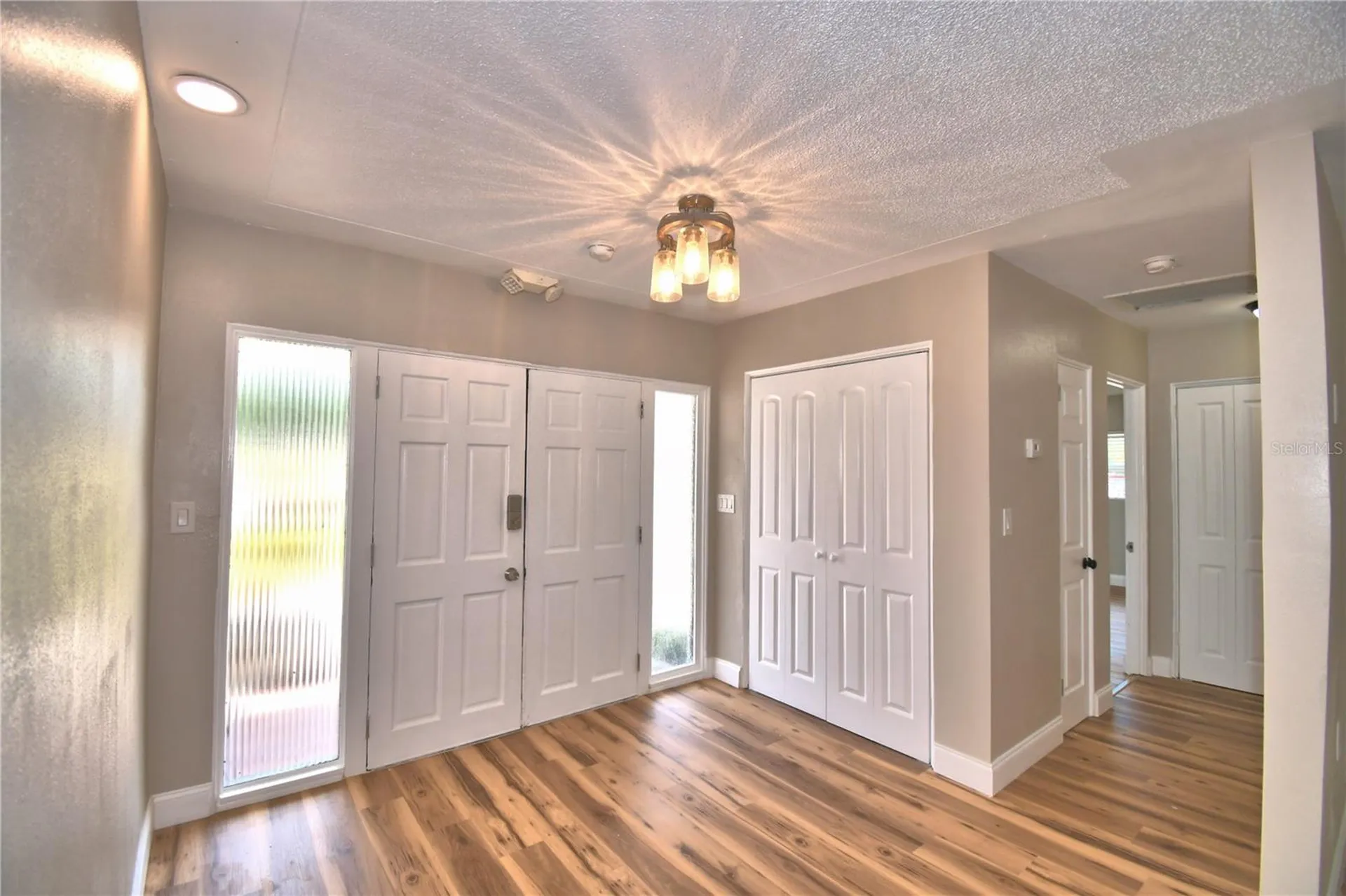 3553 Center Circle Largo FL 33774