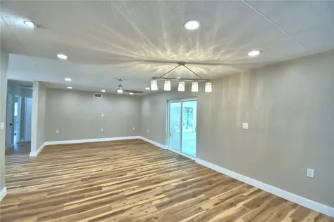 3553 Center Circle Largo FL 33774