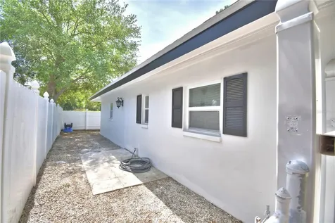 3553 Center Circle Largo FL 33774