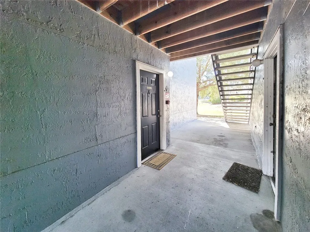 3705 SW 27th Street Gainesville FL 32608