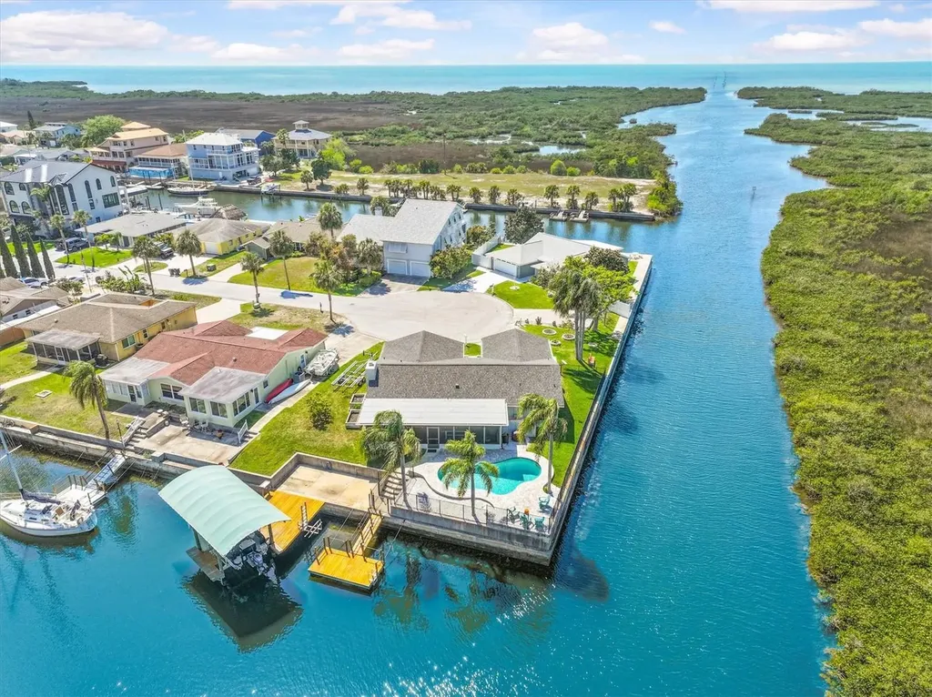 15722 Donzi Drive Hudson FL 34667